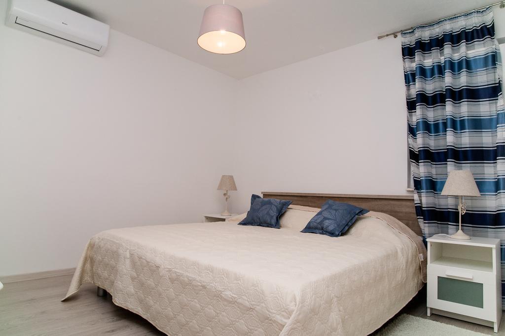 Apartment Ema 罗戈兹尼察 外观 照片